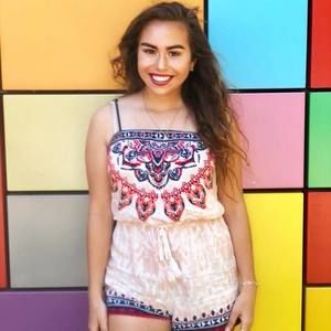 Meet your Posher, Alessandra